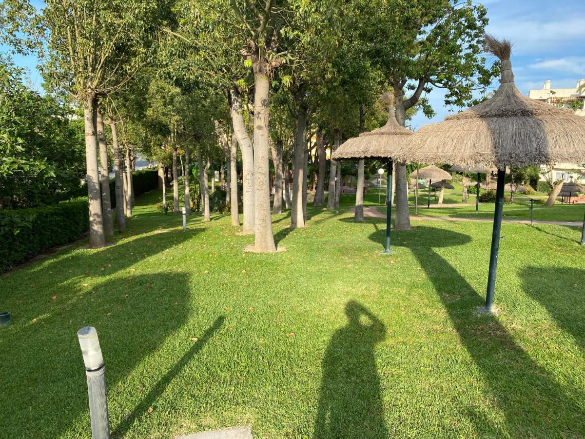 בנאלמדנה Benal Beach Apartamento Mountain View מראה חיצוני תמונה