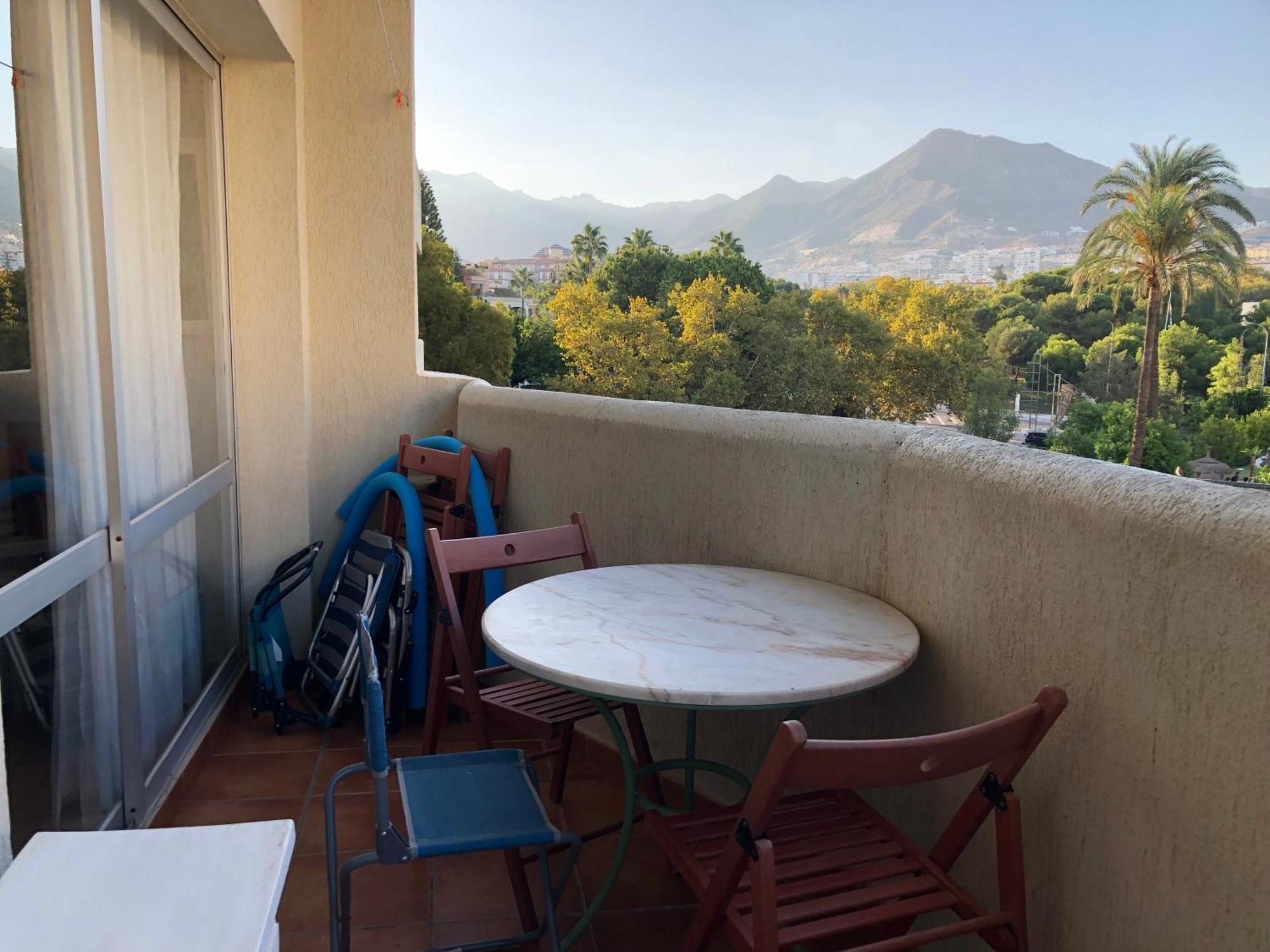 בנאלמדנה Benal Beach Apartamento Mountain View מראה חיצוני תמונה
