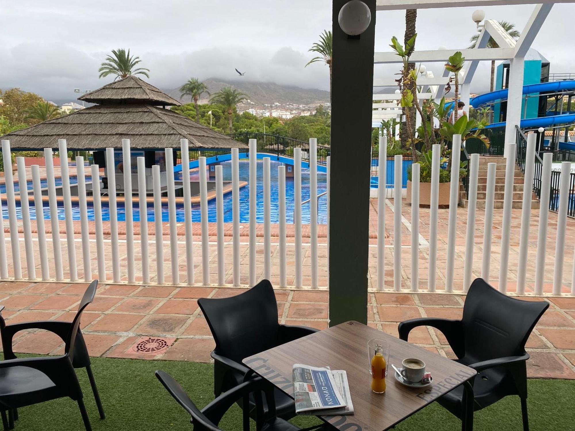 בנאלמדנה Benal Beach Apartamento Mountain View מראה חיצוני תמונה